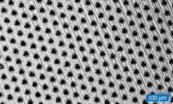 激光精密鉆孔 ? 速度極快，磨損最小(圖8)