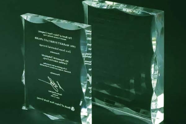 紫外激光打標機可以打玻璃嗎？