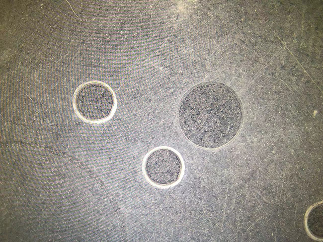 為什么透明塑料使用激光焊接機容易產生火花甚至是燒玻璃的情況(圖2)