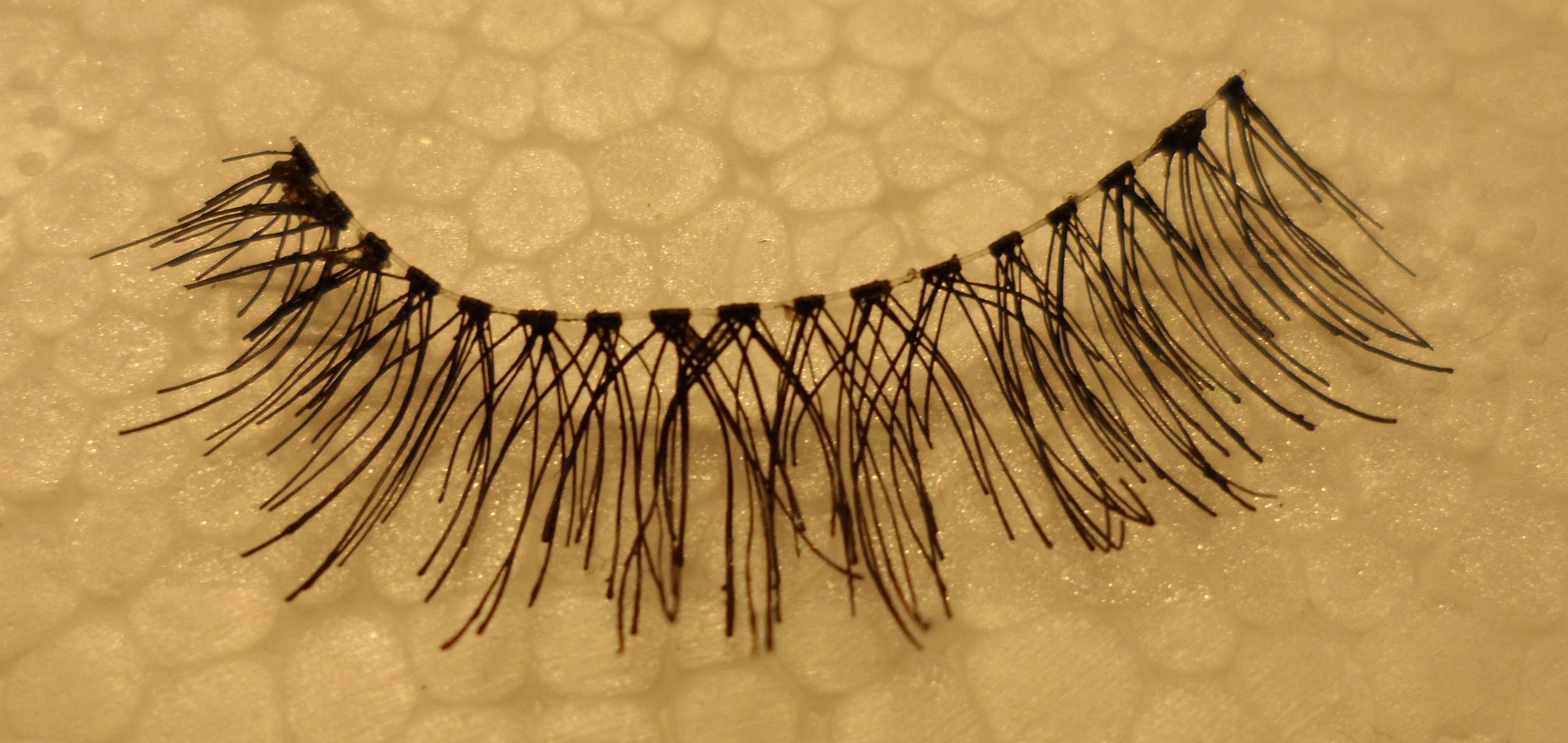 假睫毛激光切割2 假睫毛激光切割案例(圖2)